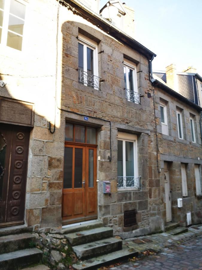 La Petite Maison De La Tante Marie Авранш Экстерьер фото